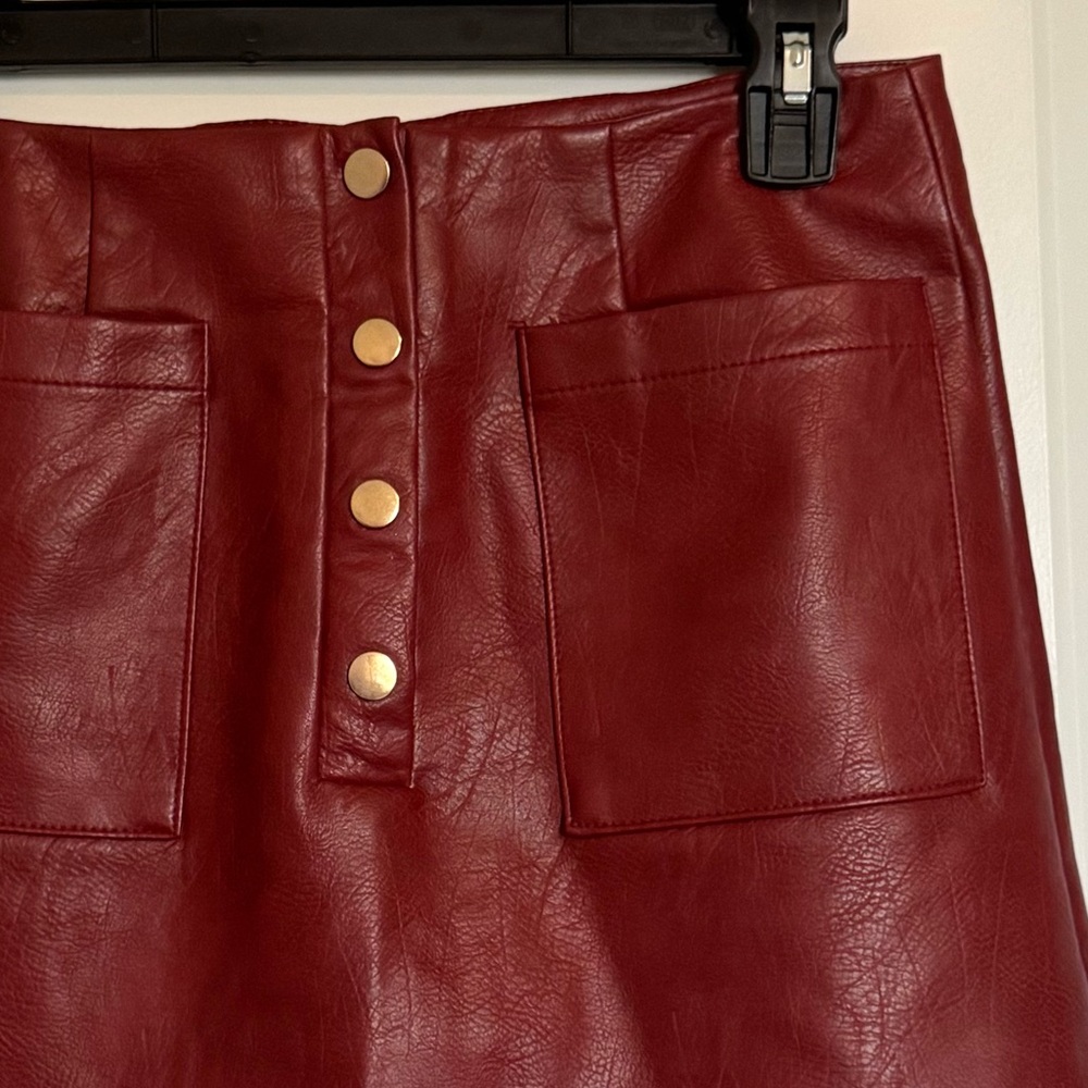 Elegant Deep Maroon Red Leather Skirt - Picture 7 of 7